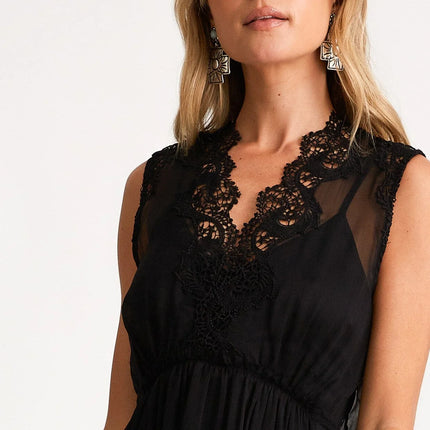 Lovestitch - Raven Lace Midi Dress